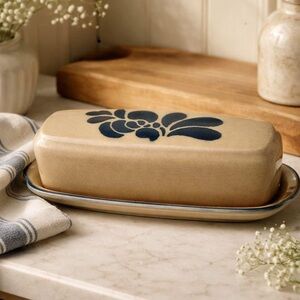 Pfaltzgraff Vintage Tan Butter Dish with Navy Floral Design